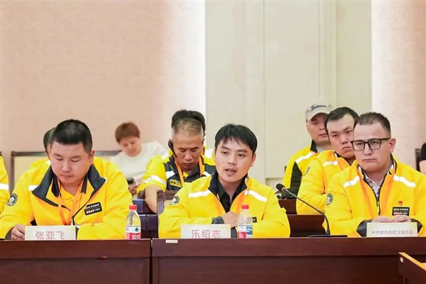 富联登录：美团与骑手签保障协议：平台补贴50%养老保险费用、年底前取消超时扣款